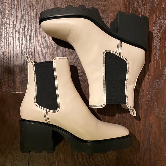 Michael Kors Platform Boots - Picture 4 of 8